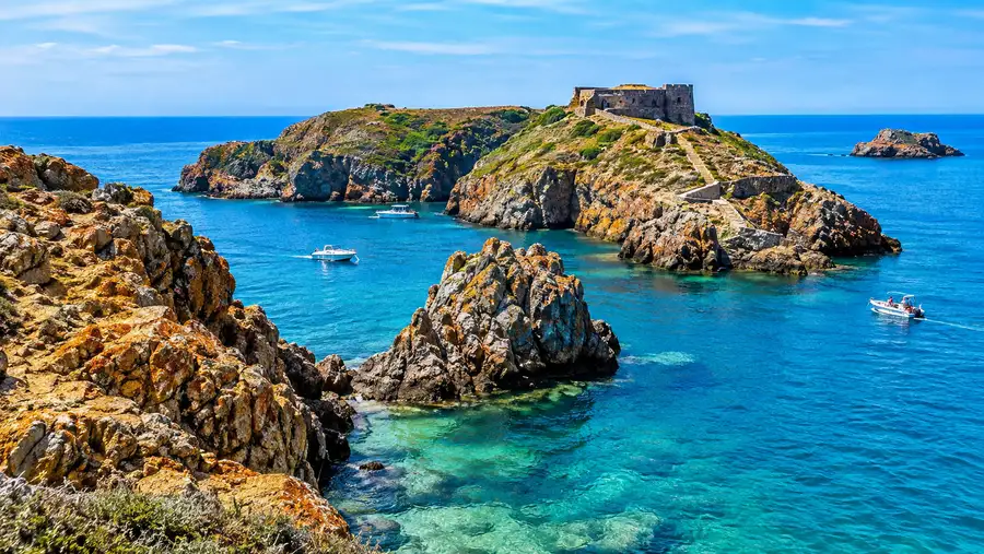 Things to Do in Berlengas: Beaches, Weather, and Map