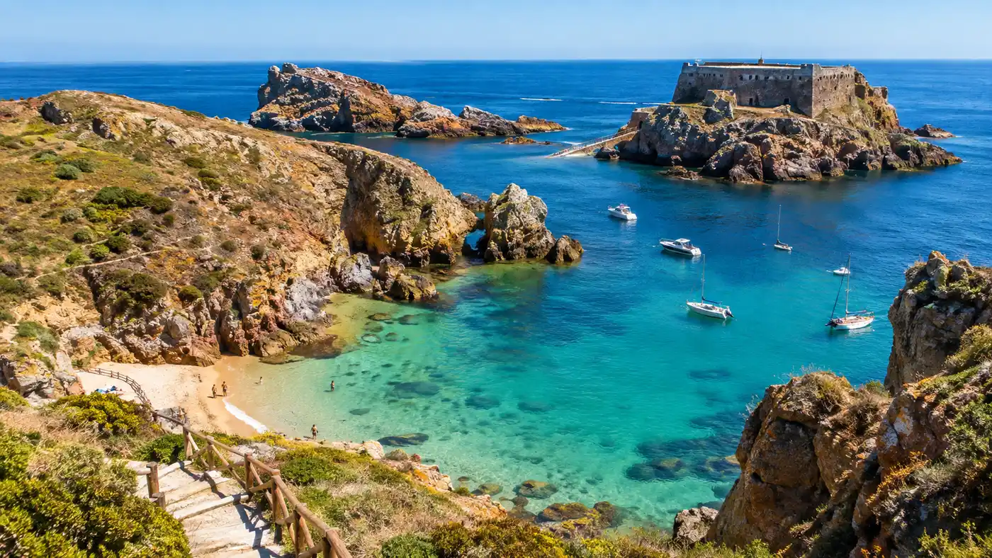 Things to Do in Berlengas: Beaches, Weather, and Map